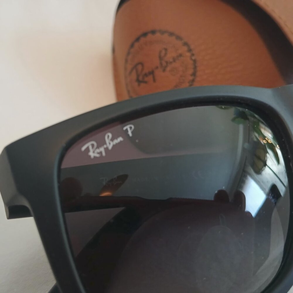 Ray-Ban's Justin Polarized Sunglasses - Picture 4 of 8